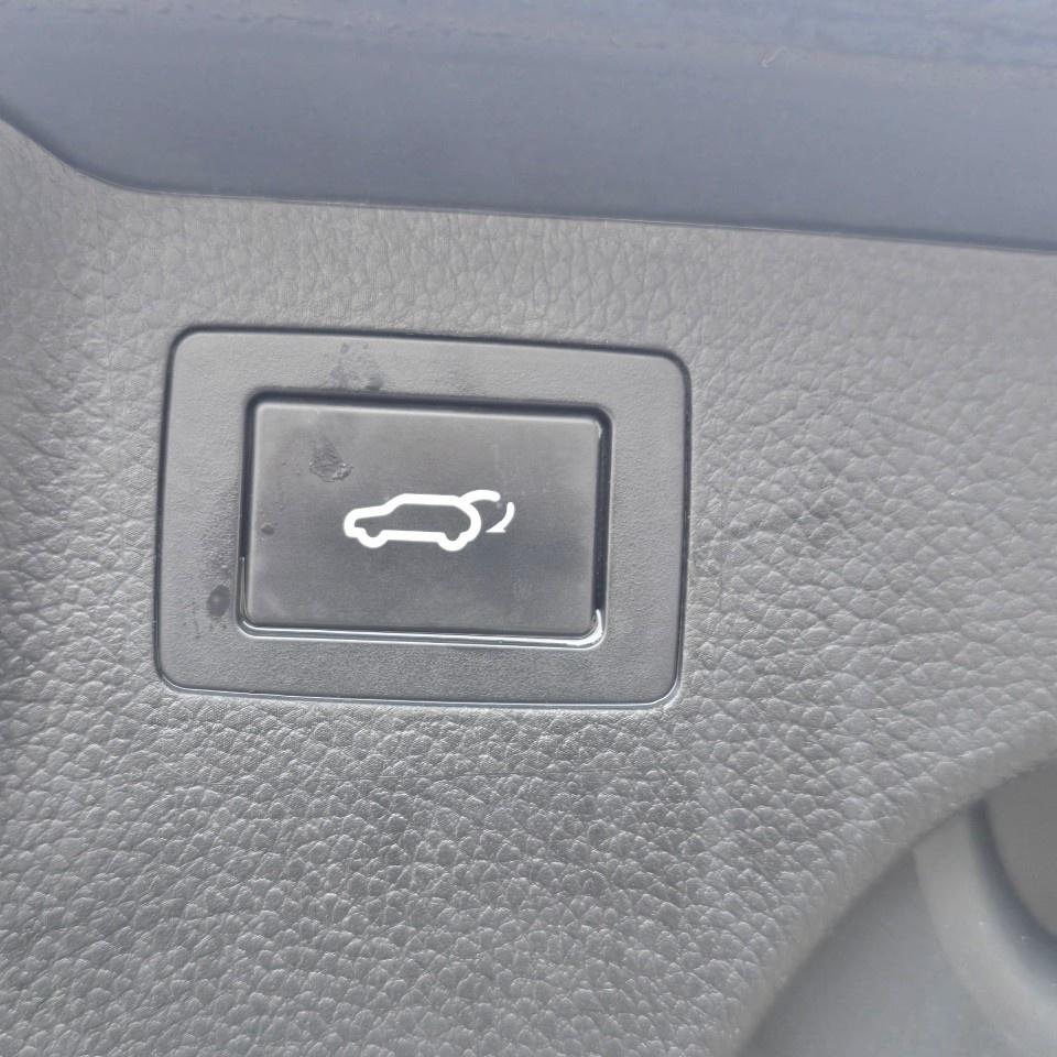 2018 Hyundai Santa Fe Sport 2.0T Limited AWD Photo