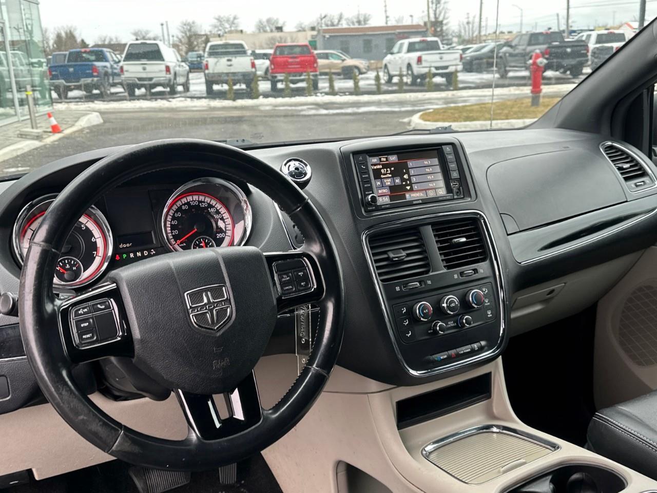 2017 Dodge Grand Caravan CVP/SXT Passenger Van Photo