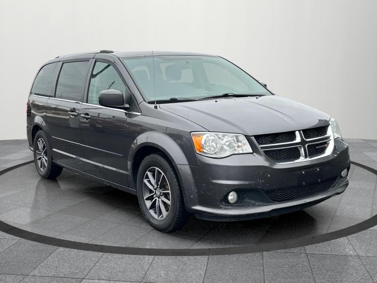 2017 Dodge Grand Caravan CVP/SXT Passenger Van Photo