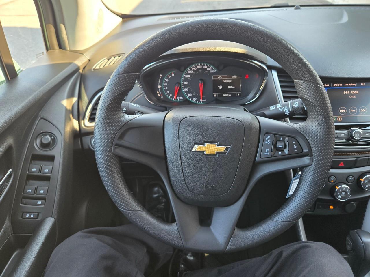 2021 Chevrolet Trax LS Front-Wheel Drive Photo
