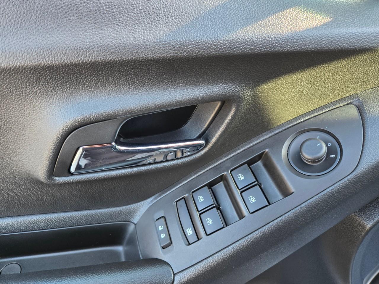 2021 Chevrolet Trax LS Front-Wheel Drive Photo