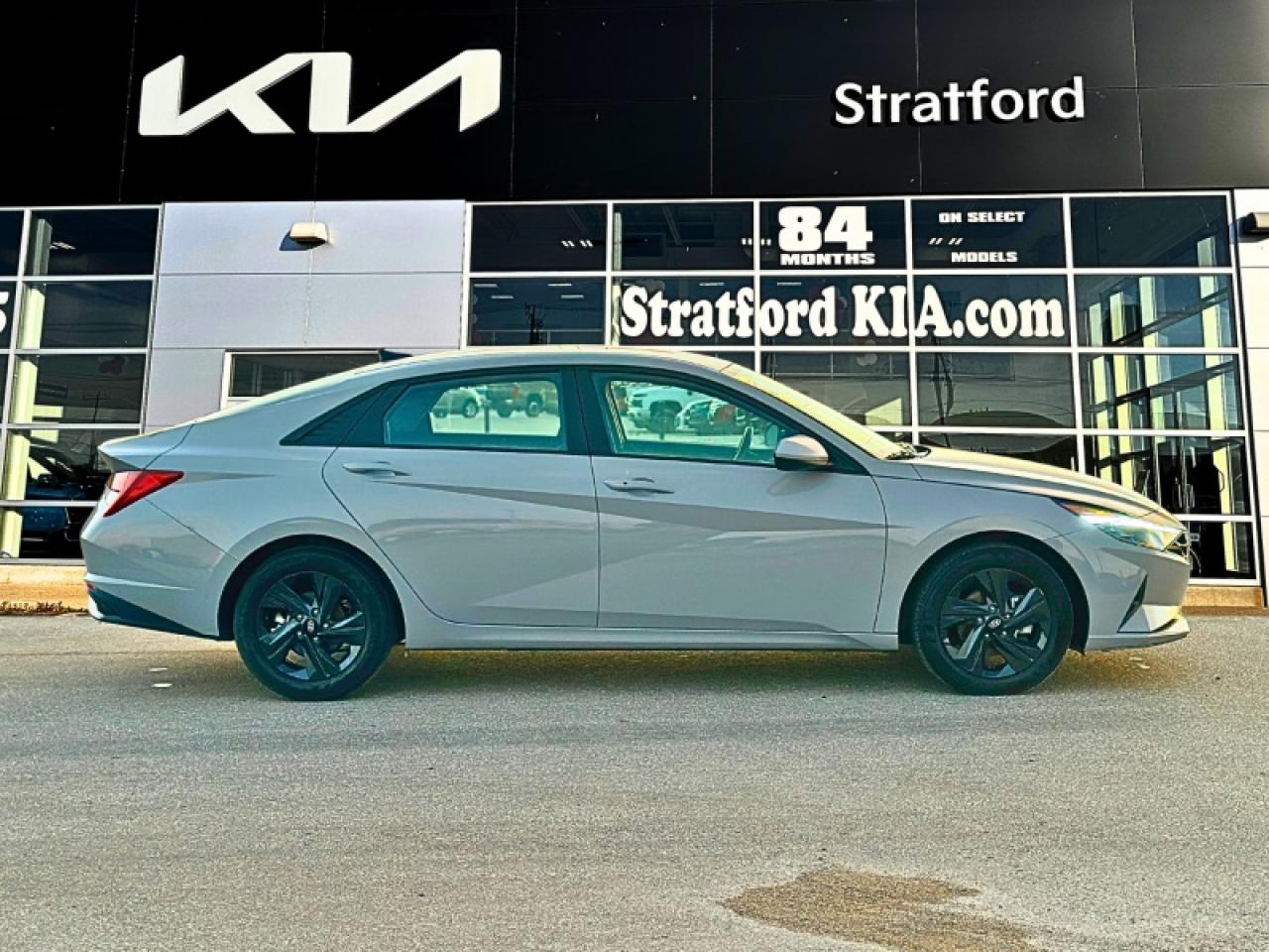 2023 Hyundai Elantra Preferred Photo