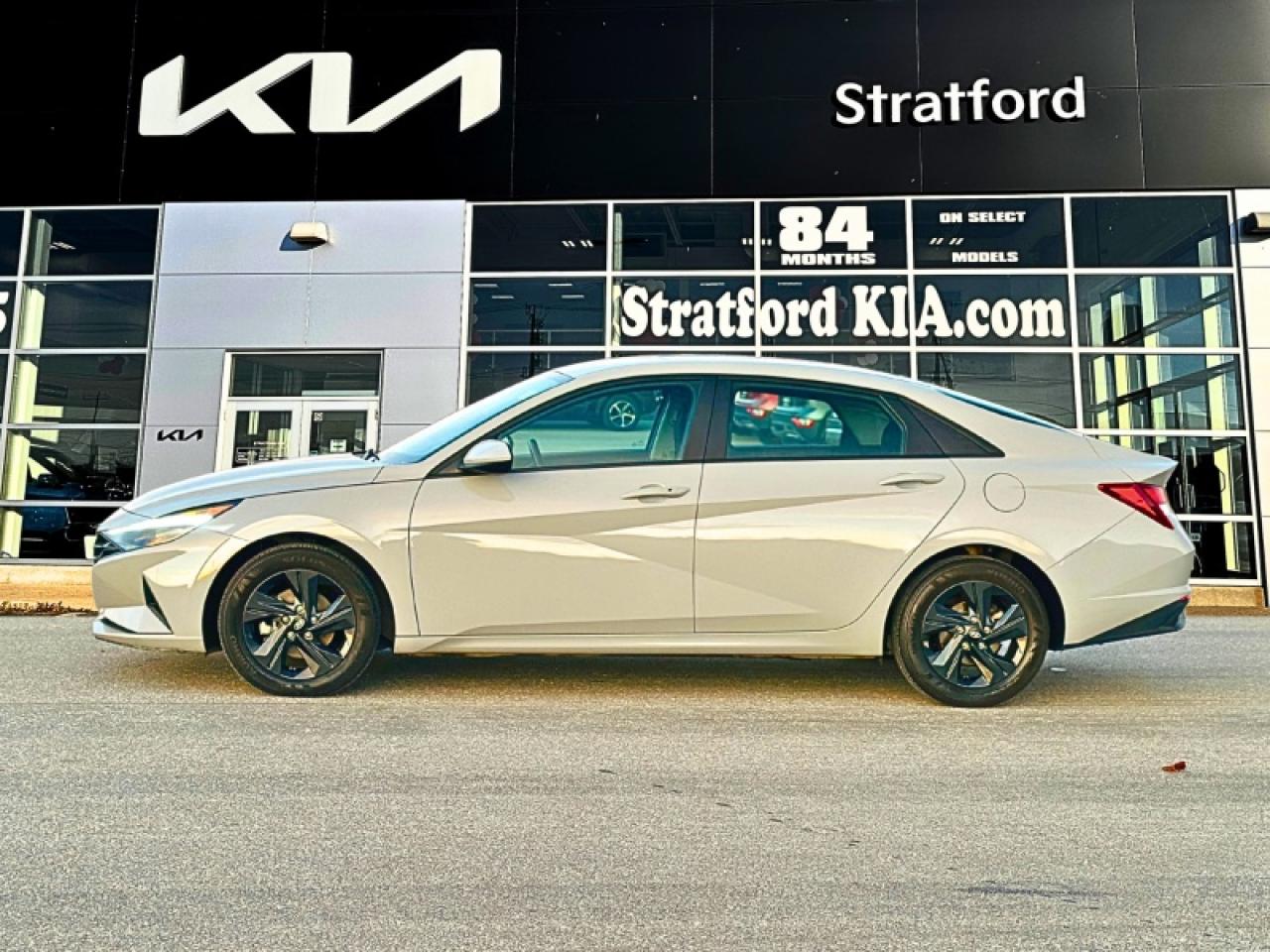 2023 Hyundai Elantra Preferred Photo