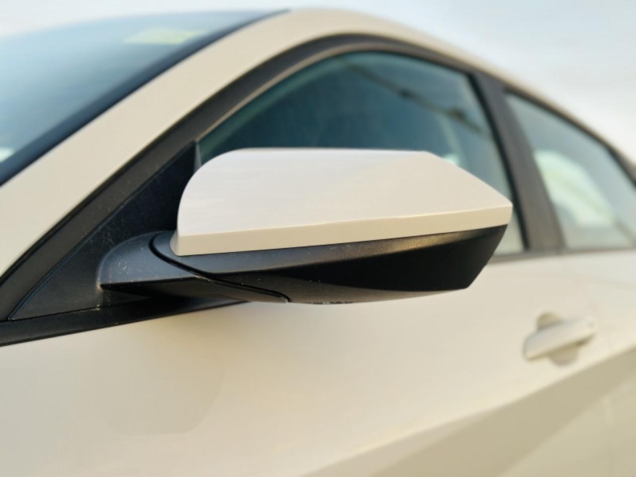 2023 Hyundai Elantra Preferred Photo