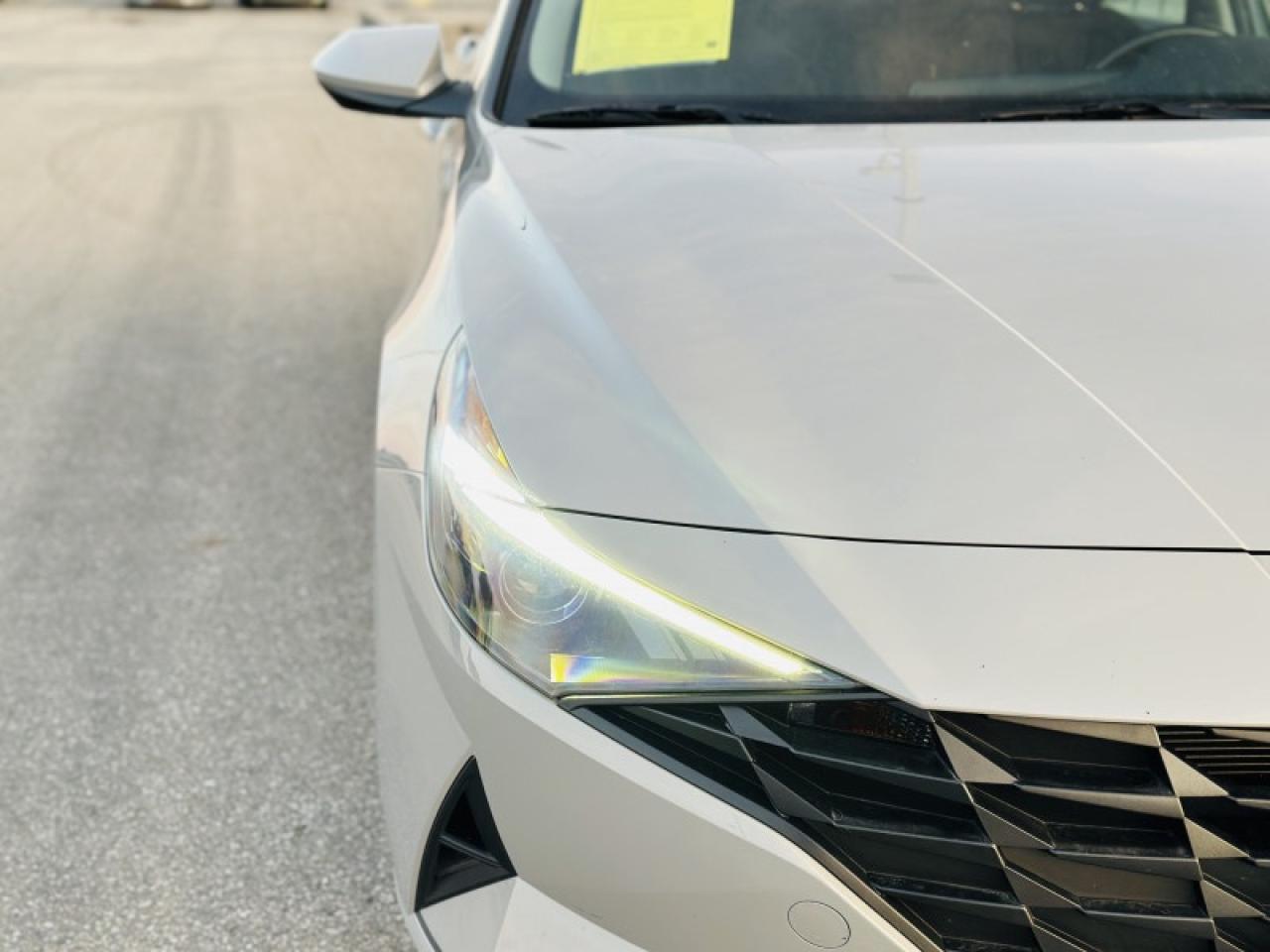 2023 Hyundai Elantra Preferred Photo