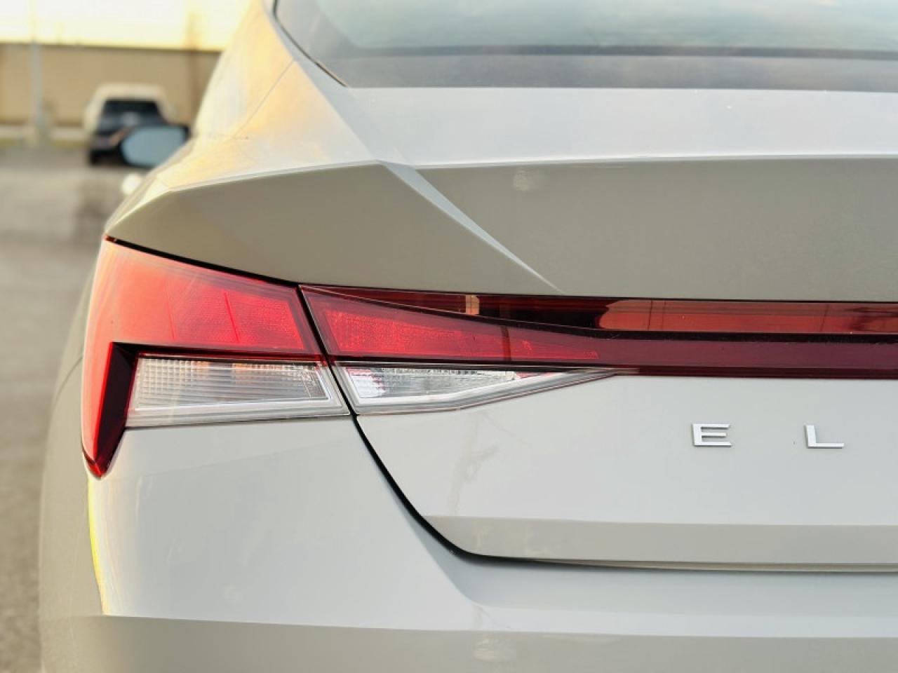 2023 Hyundai Elantra Preferred Photo