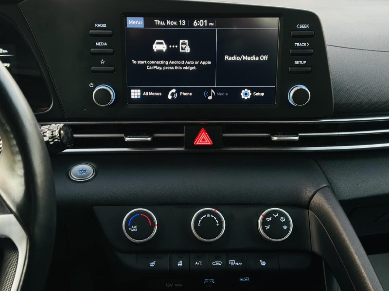 2023 Hyundai Elantra Preferred Photo