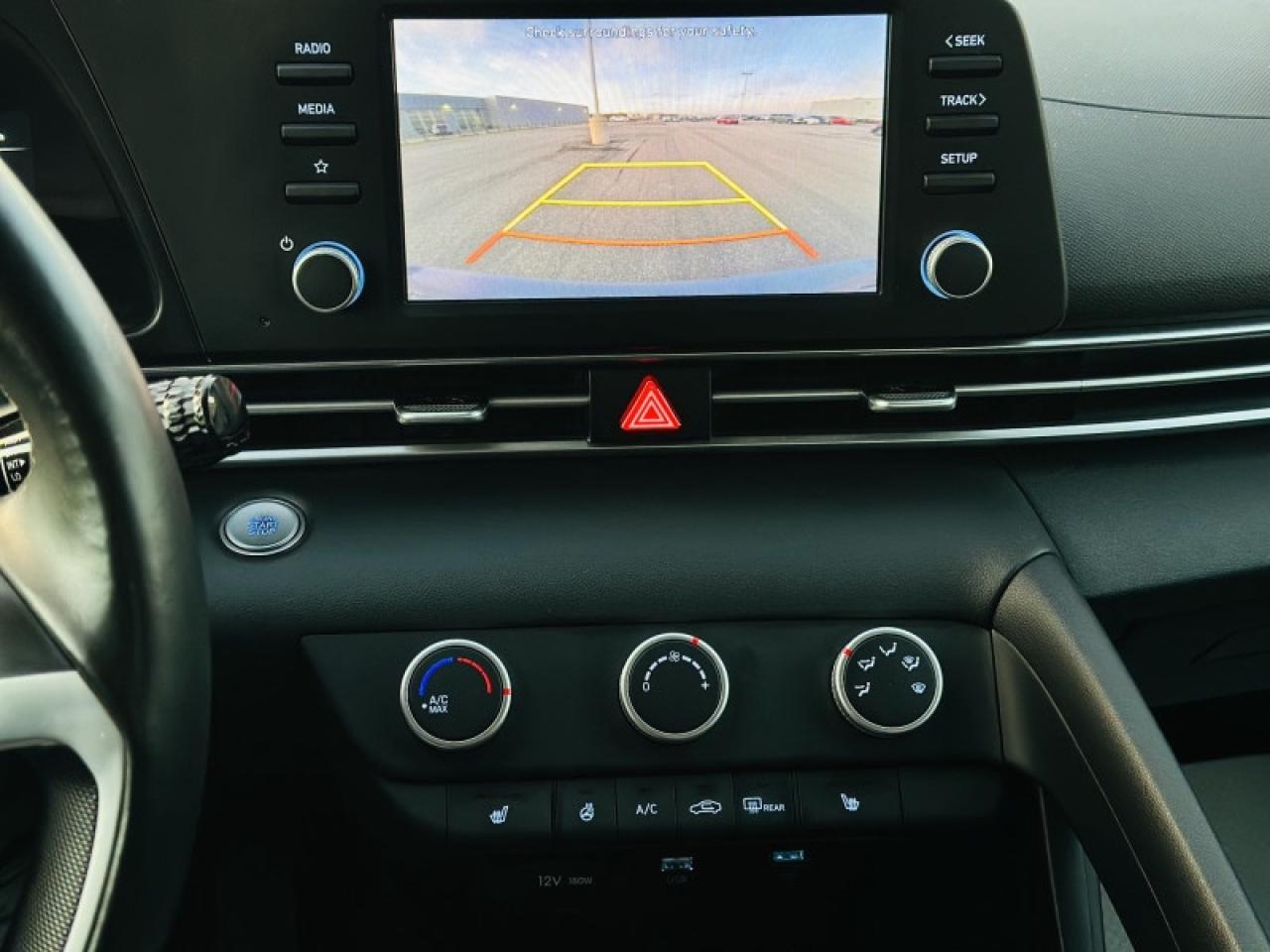 2023 Hyundai Elantra Preferred Photo