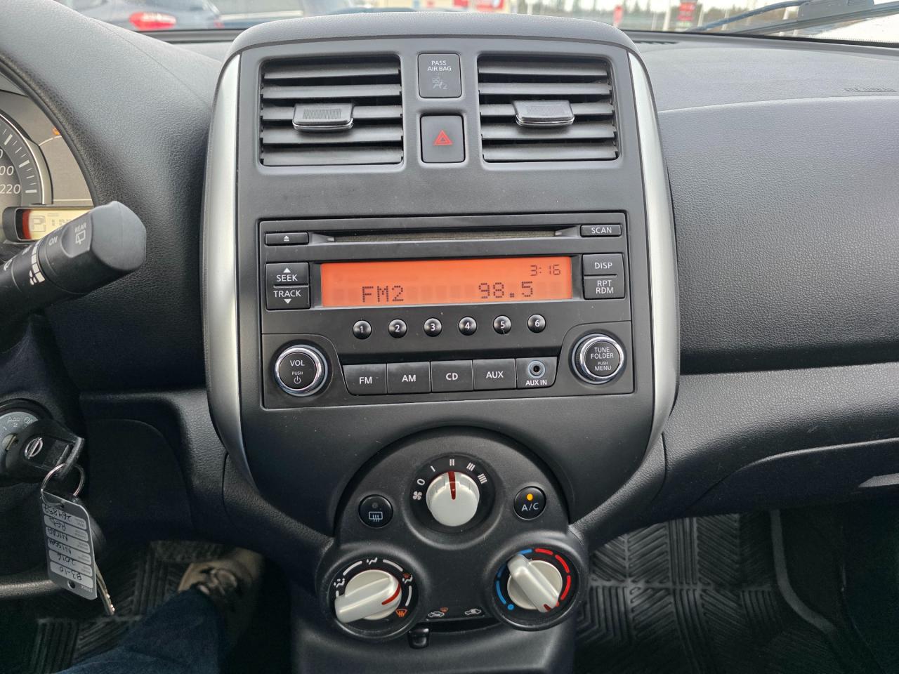 2016 Nissan Micra SV (A4) 4dr Hatchback Photo