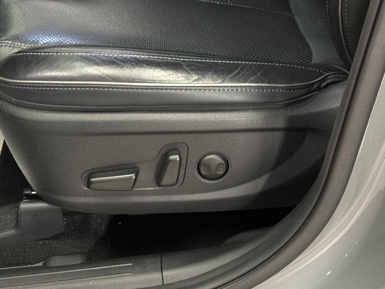 2021 Hyundai Santa Fe Preferred w/Trend Package 4dr All-Wheel Drive Photo