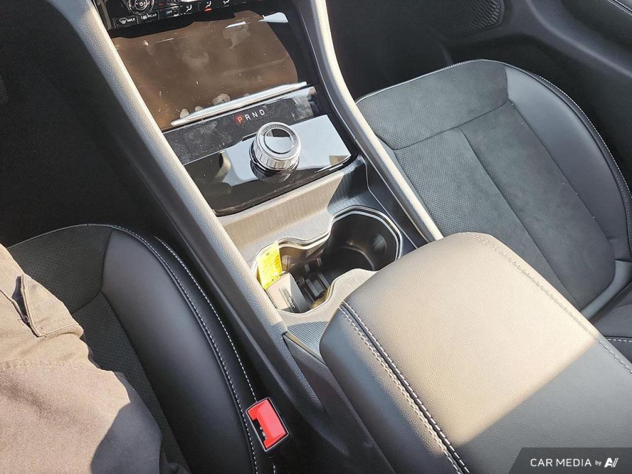 2025 Jeep Grand Cherokee L Laredo 4dr 4x4 Photo