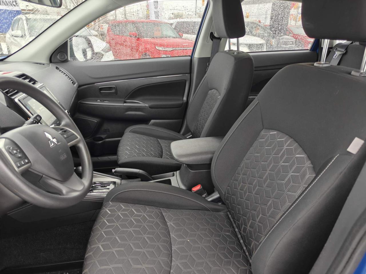 2023 Mitsubishi RVR ES 4dr AWC Photo