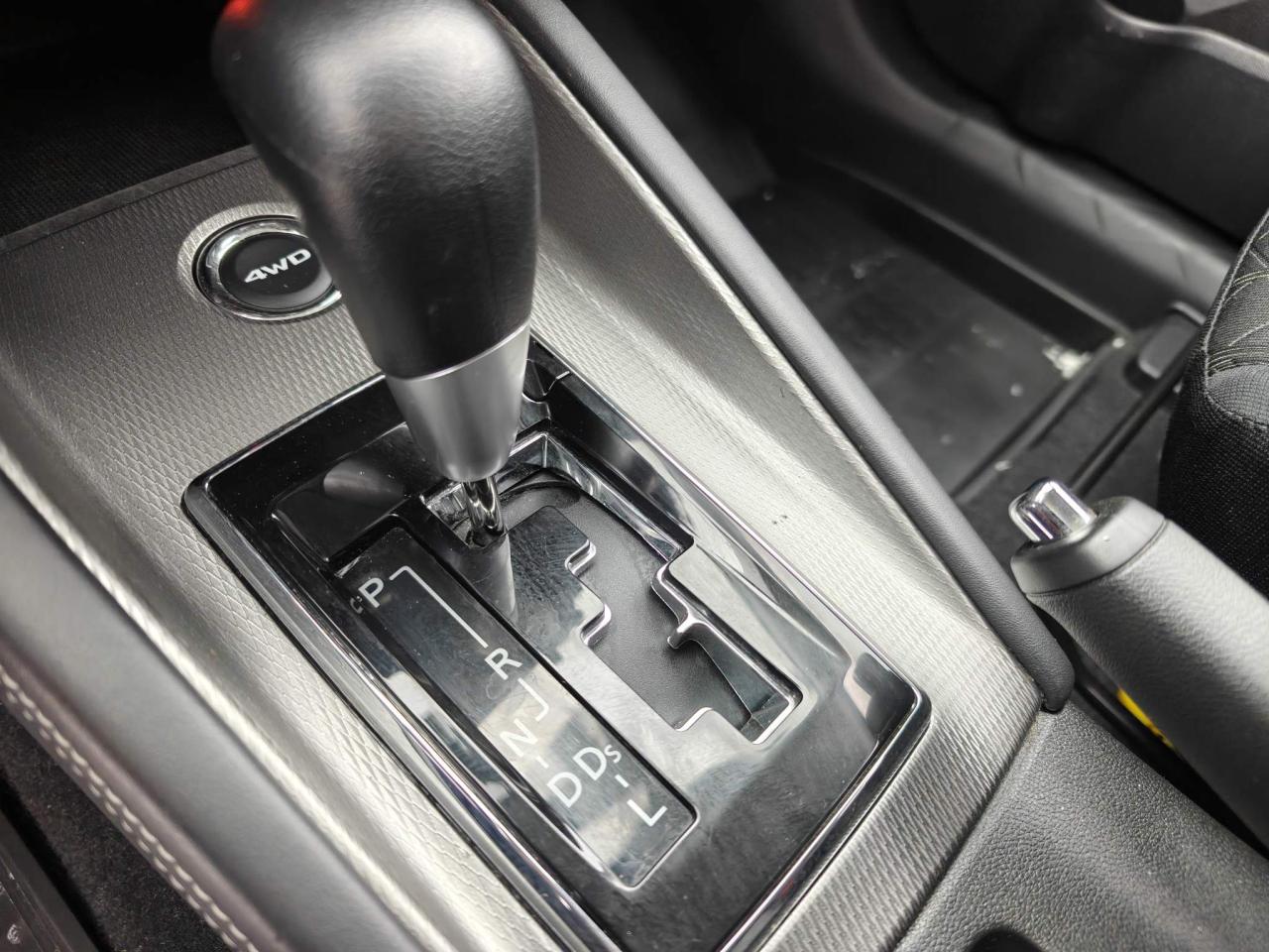 2023 Mitsubishi RVR ES 4dr AWC Photo