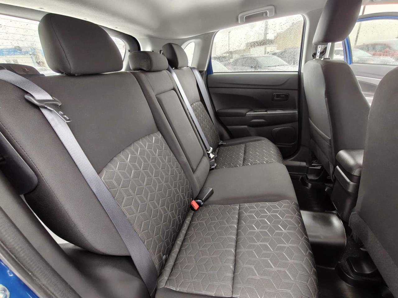 2023 Mitsubishi RVR ES 4dr AWC Photo