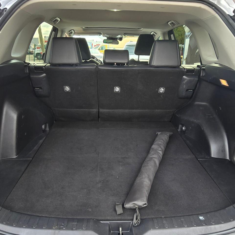 2020 Toyota RAV4 XLE AWD Photo