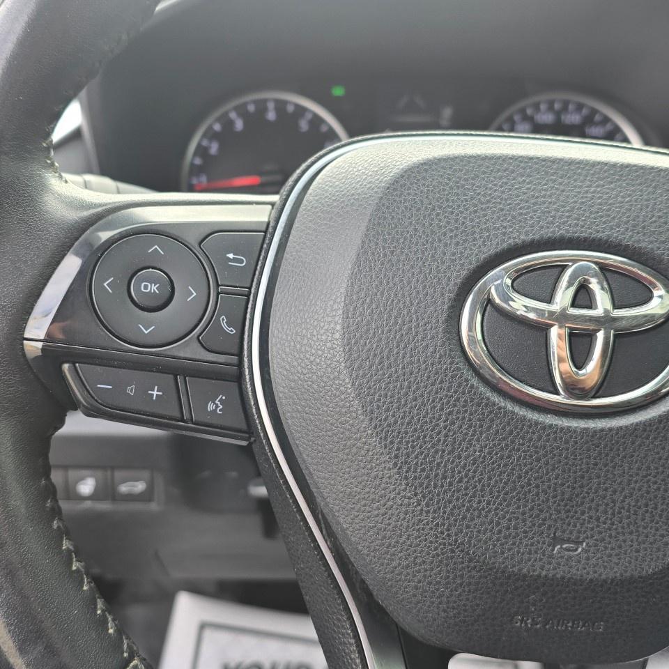 2020 Toyota RAV4 XLE AWD Photo