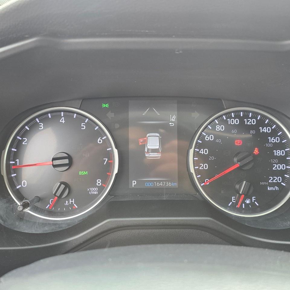 2020 Toyota RAV4 XLE AWD Photo