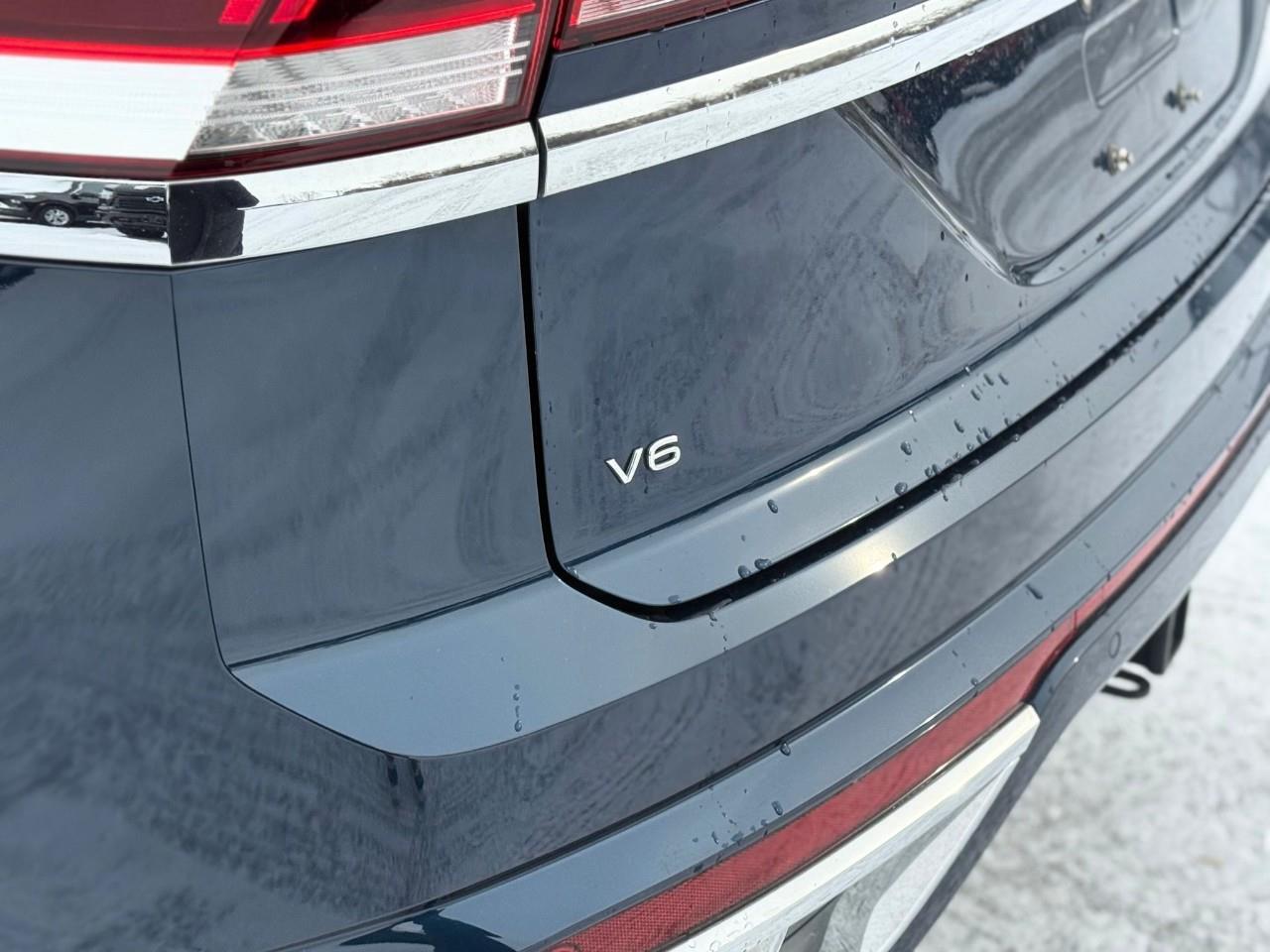 2023 Volkswagen Atlas Cross Sport 3.6 FSI Execline 4dr All-Wheel Drive 4MOTION Photo