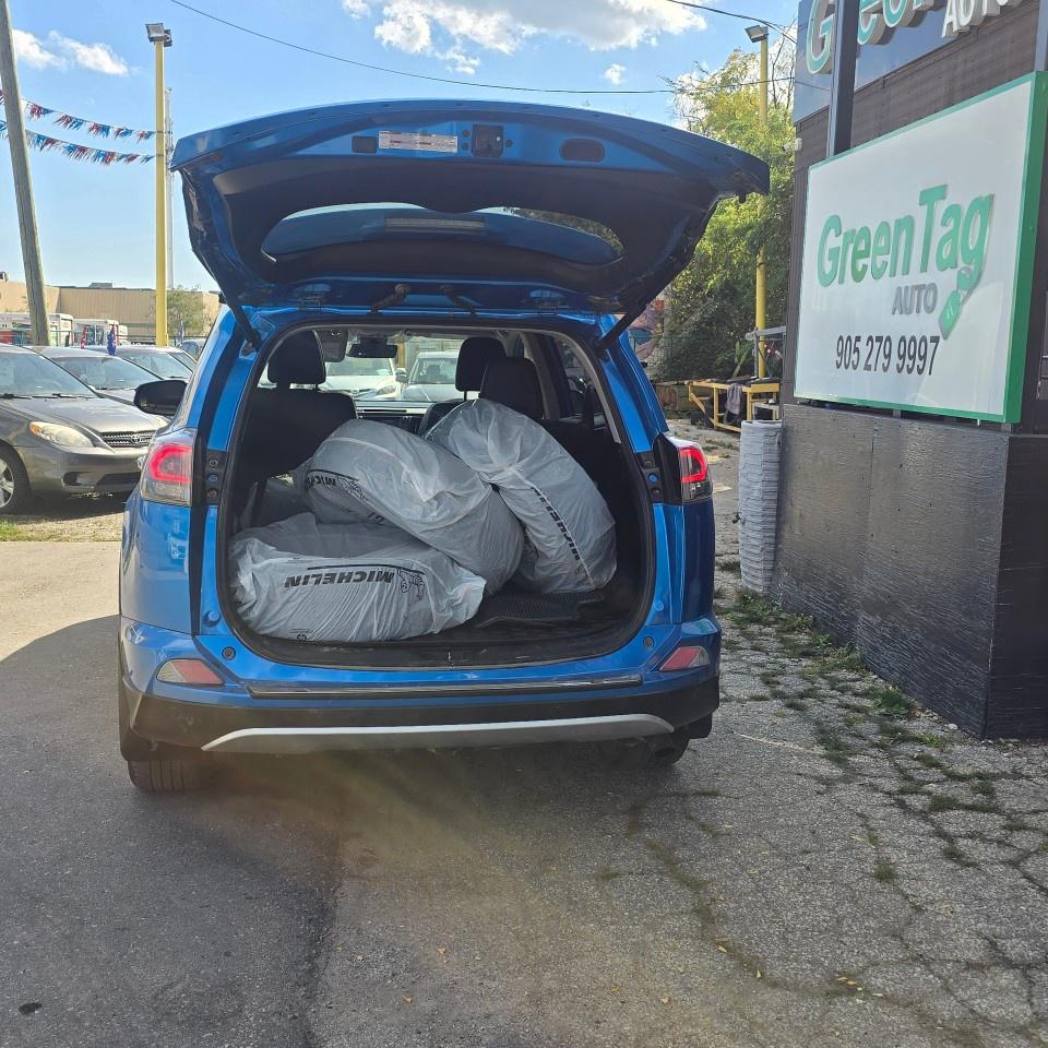 2016 Toyota RAV4 AWD 4dr Limited Photo