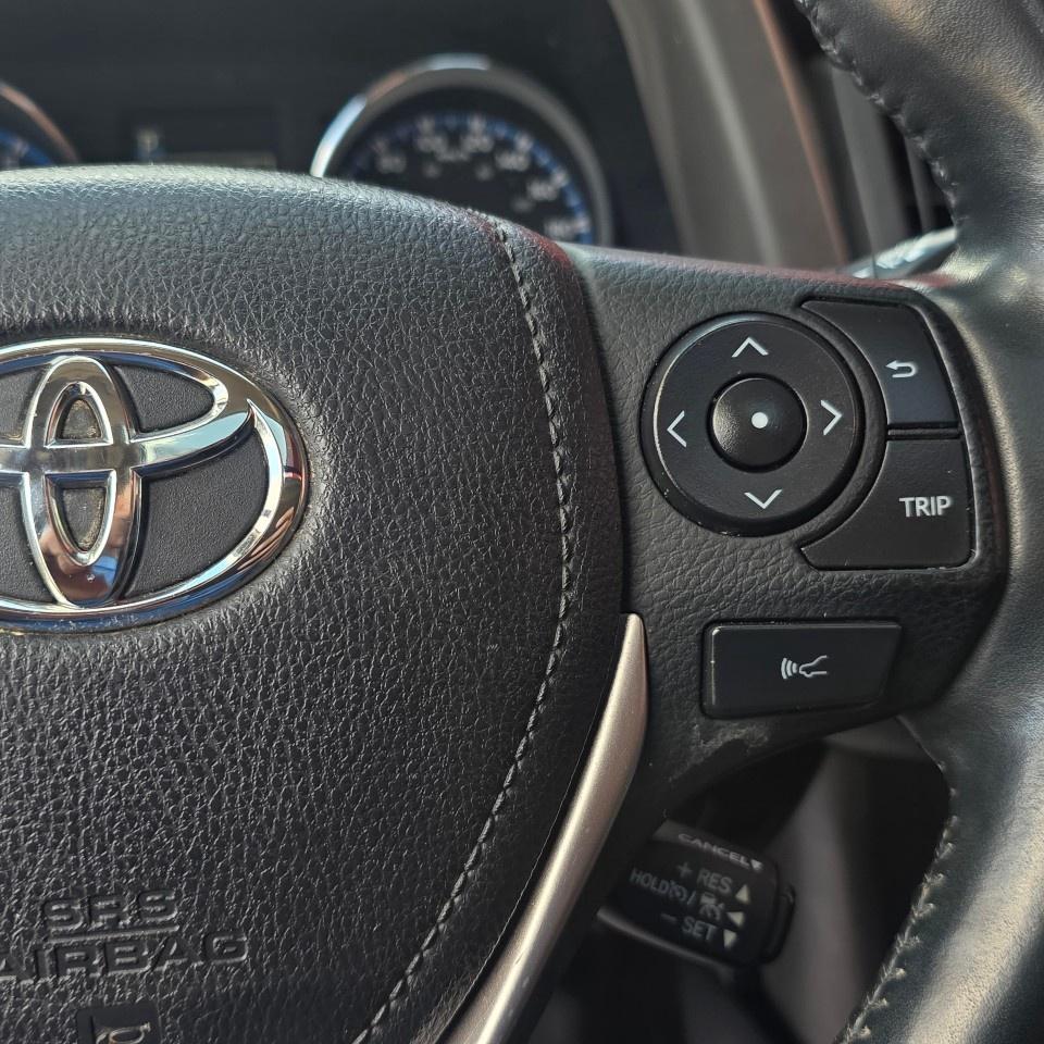 2016 Toyota RAV4 AWD 4dr Limited Photo