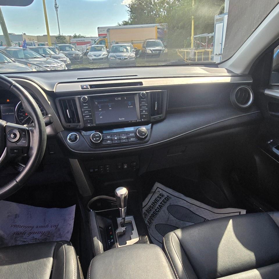 2016 Toyota RAV4 AWD 4dr Limited Photo