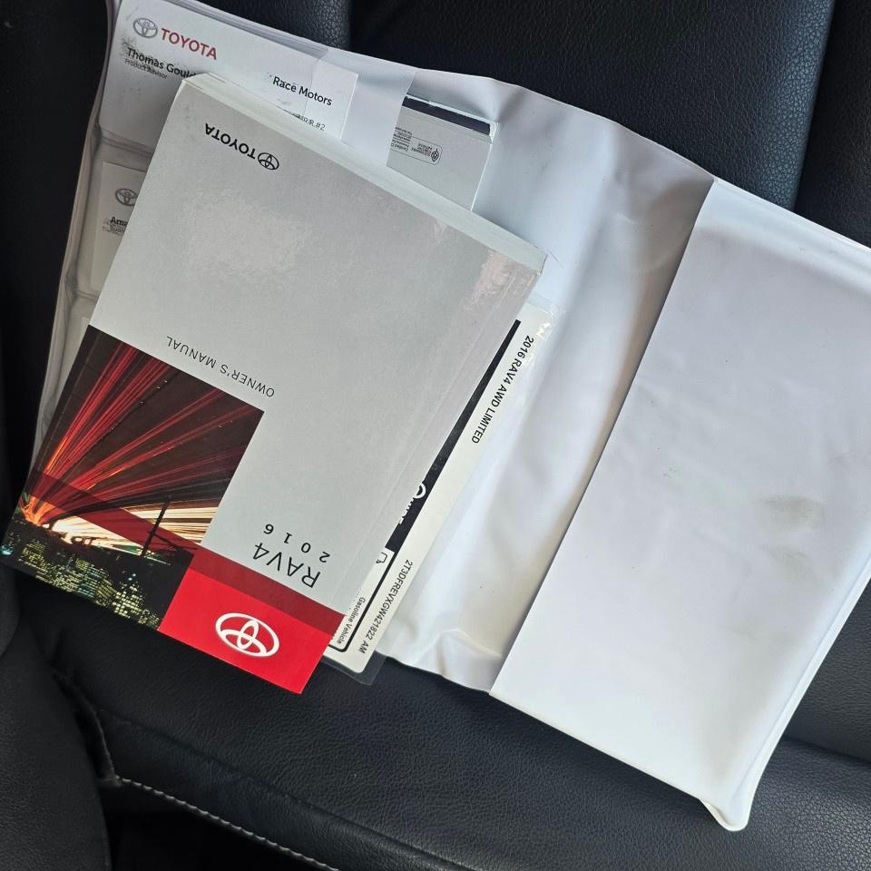 2016 Toyota RAV4 AWD 4dr Limited Photo