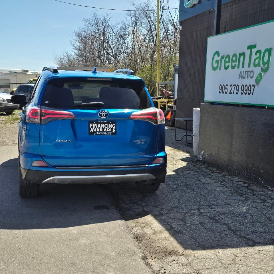 2016 Toyota RAV4 AWD 4dr Limited Photo
