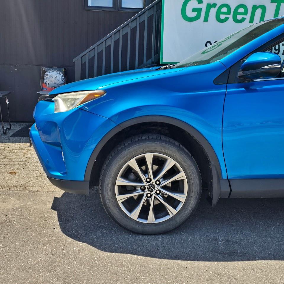 2016 Toyota RAV4 AWD 4dr Limited Photo