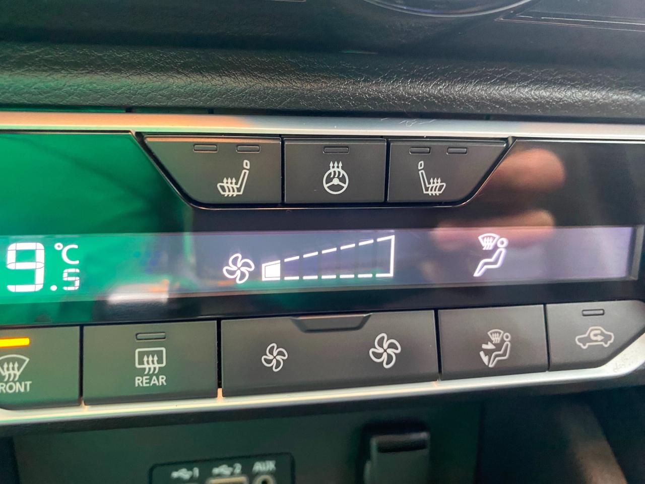 2020 Nissan Sentra SR (CVT) 4dr Sedan Photo