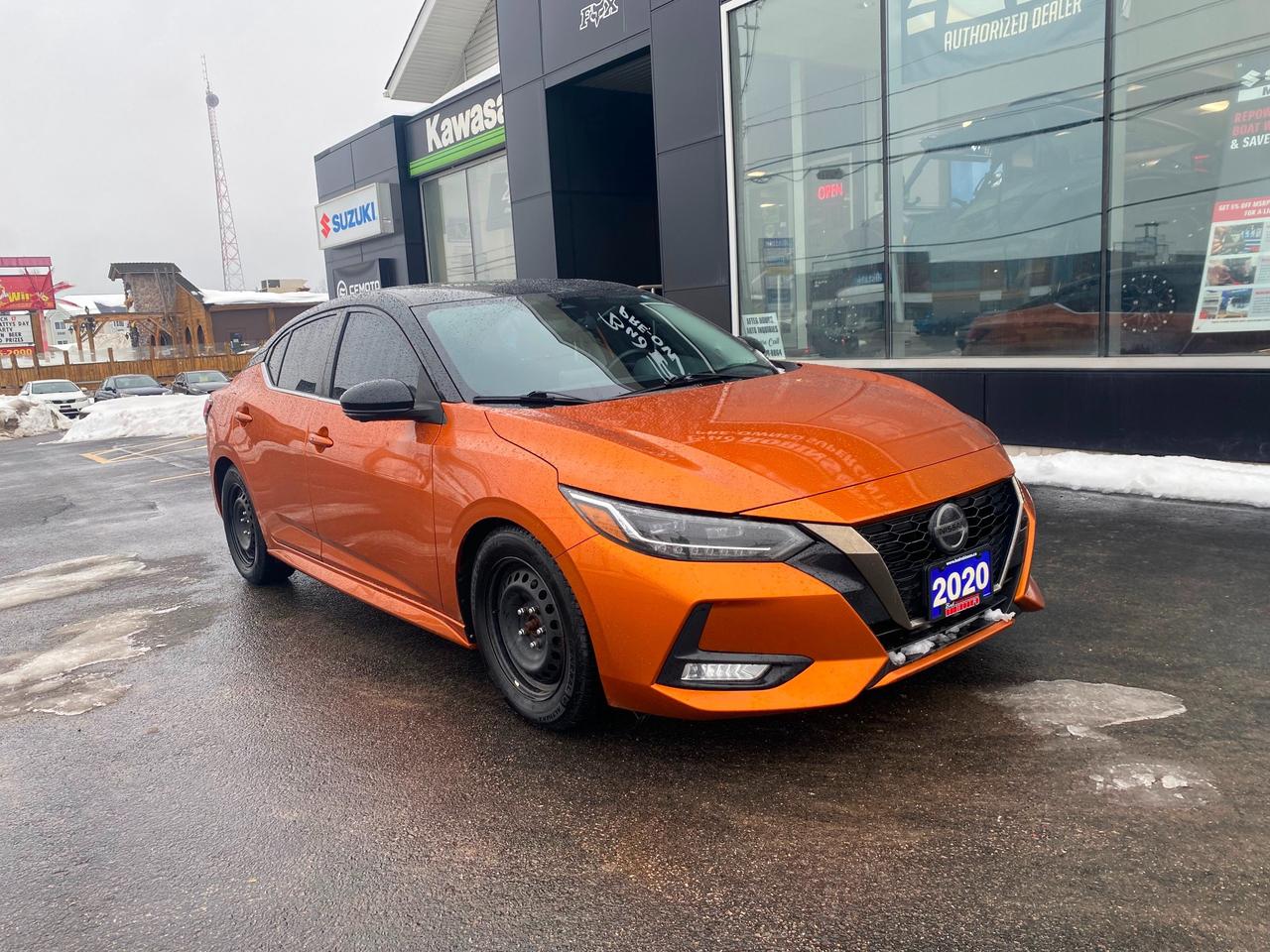 2020 Nissan Sentra SR (CVT) 4dr Sedan Photo2