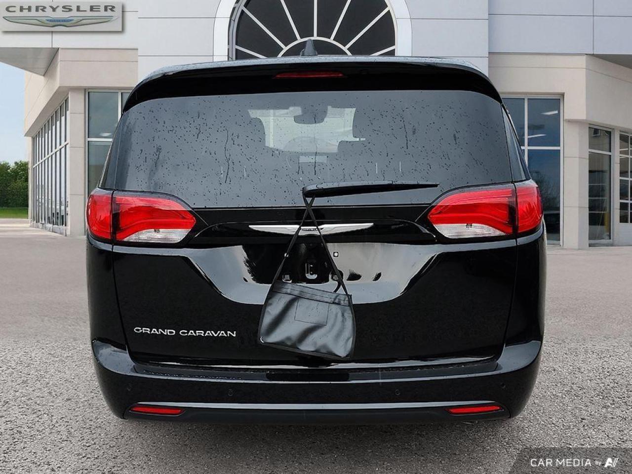 2025 Chrysler Grand Caravan SXT Front-Wheel Drive Passenger Van Photo4