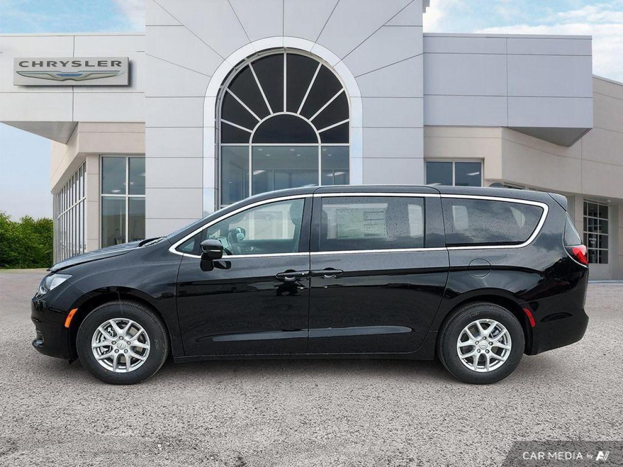 2025 Chrysler Grand Caravan SXT Front-Wheel Drive Passenger Van Photo2