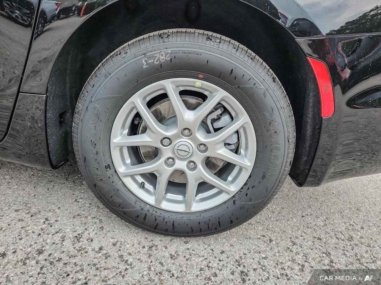 2025 Chrysler Grand Caravan SXT Front-Wheel Drive Passenger Van Photo