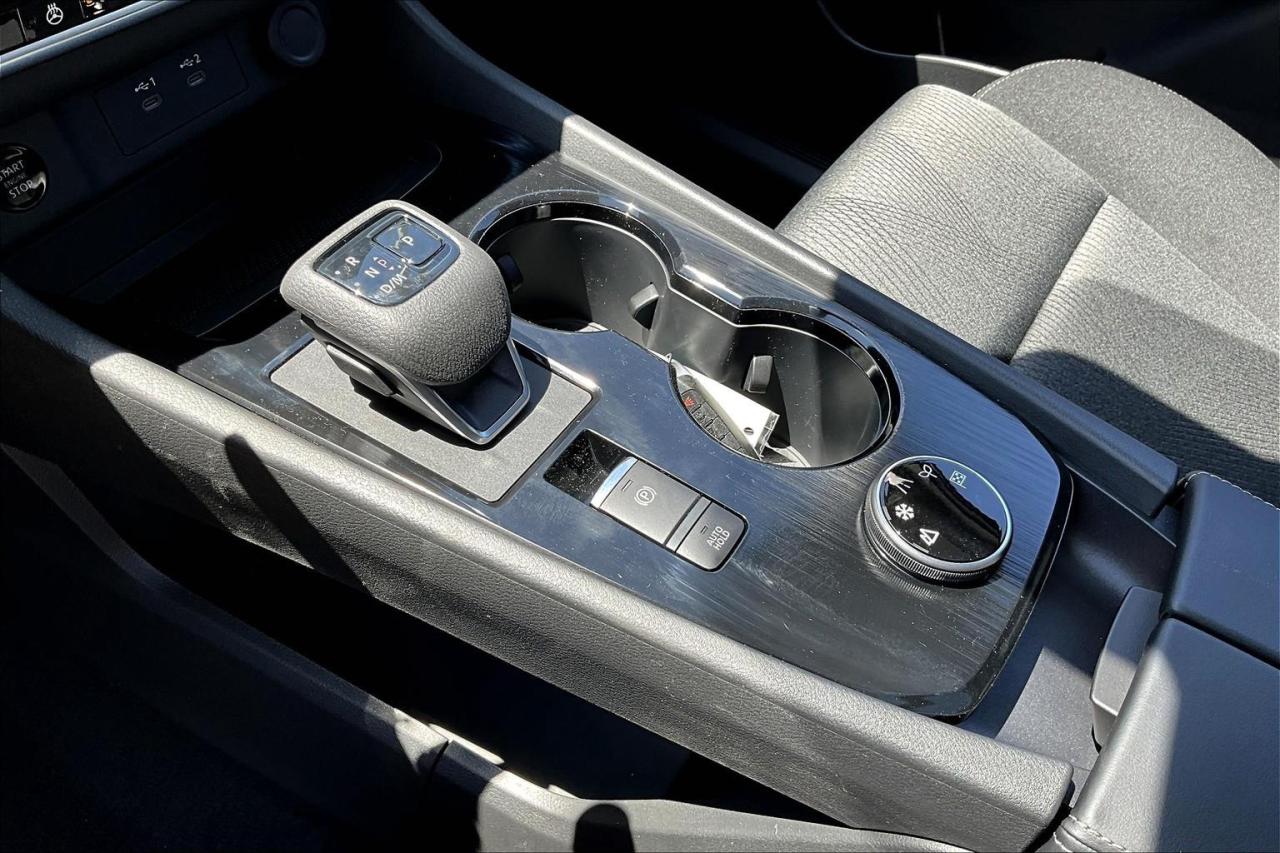 2025 Nissan Rogue SV Moonroof 4dr All-Wheel Drive Sport Utility Photo