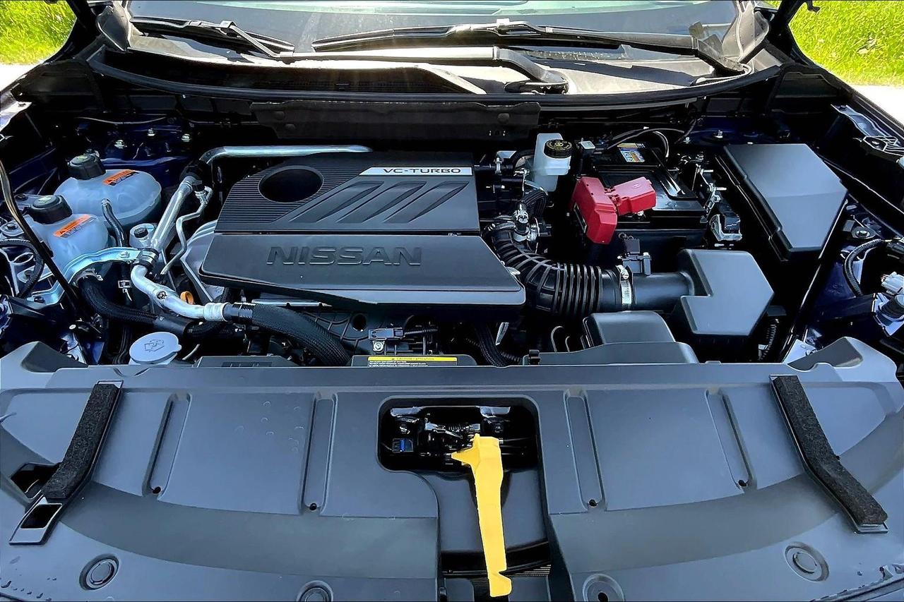 2025 Nissan Rogue SV Moonroof 4dr All-Wheel Drive Sport Utility Photo