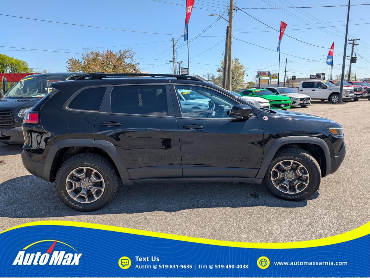 2022 Jeep Cherokee Trailhawk 4dr 4x4 Photo3