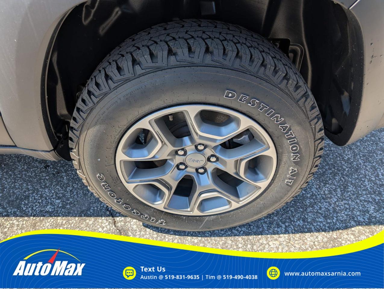 2022 Jeep Cherokee Trailhawk 4dr 4x4 Photo