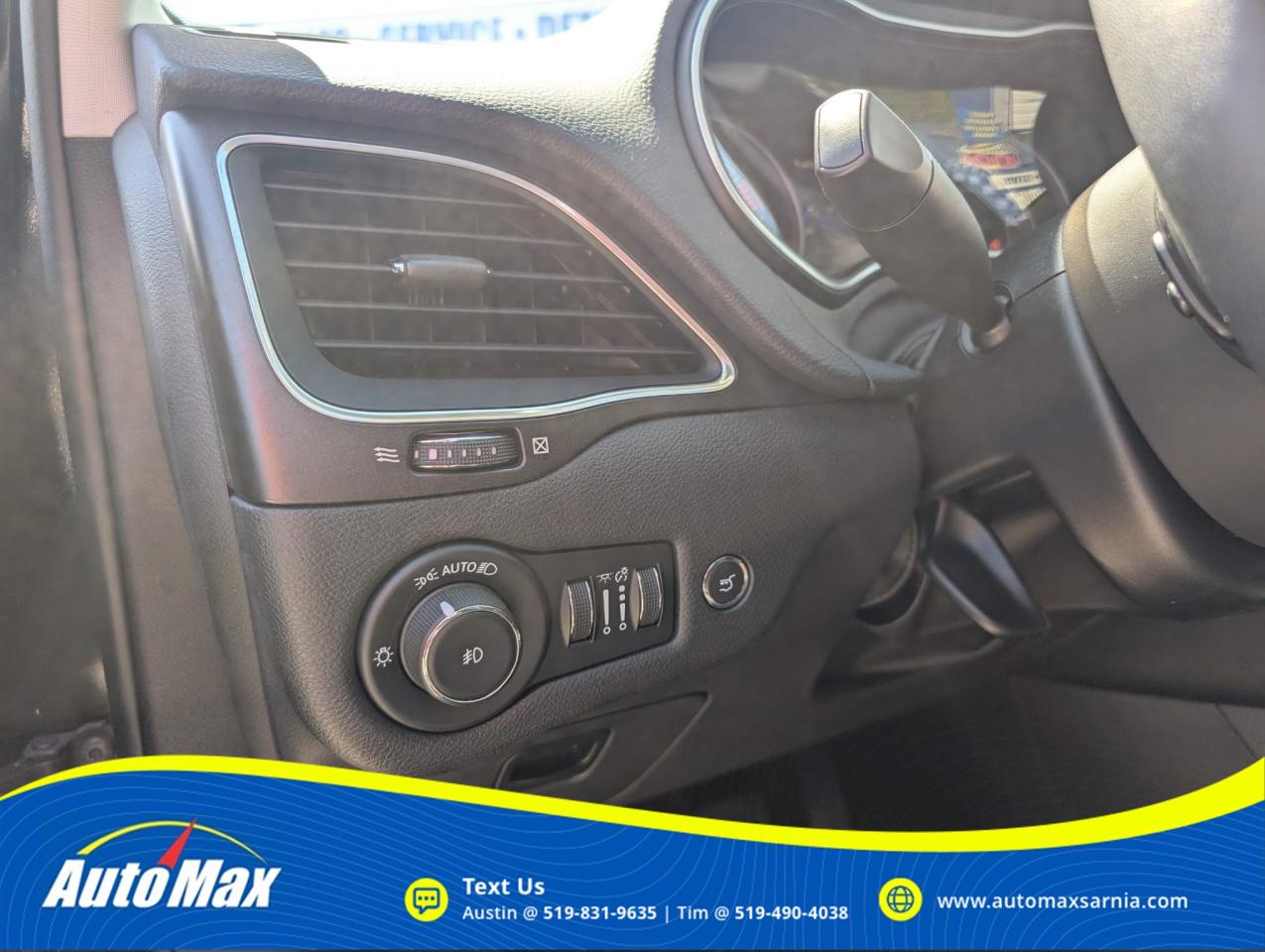 2022 Jeep Cherokee Trailhawk 4dr 4x4 Photo