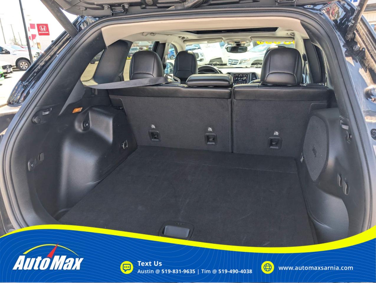 2022 Jeep Cherokee Trailhawk 4dr 4x4 Photo