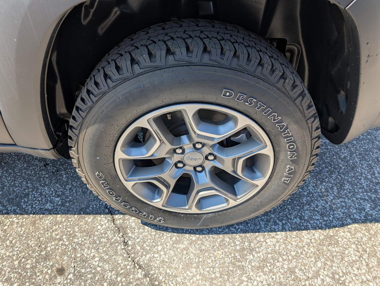 2022 Jeep Cherokee Trailhawk 4dr 4x4 Photo