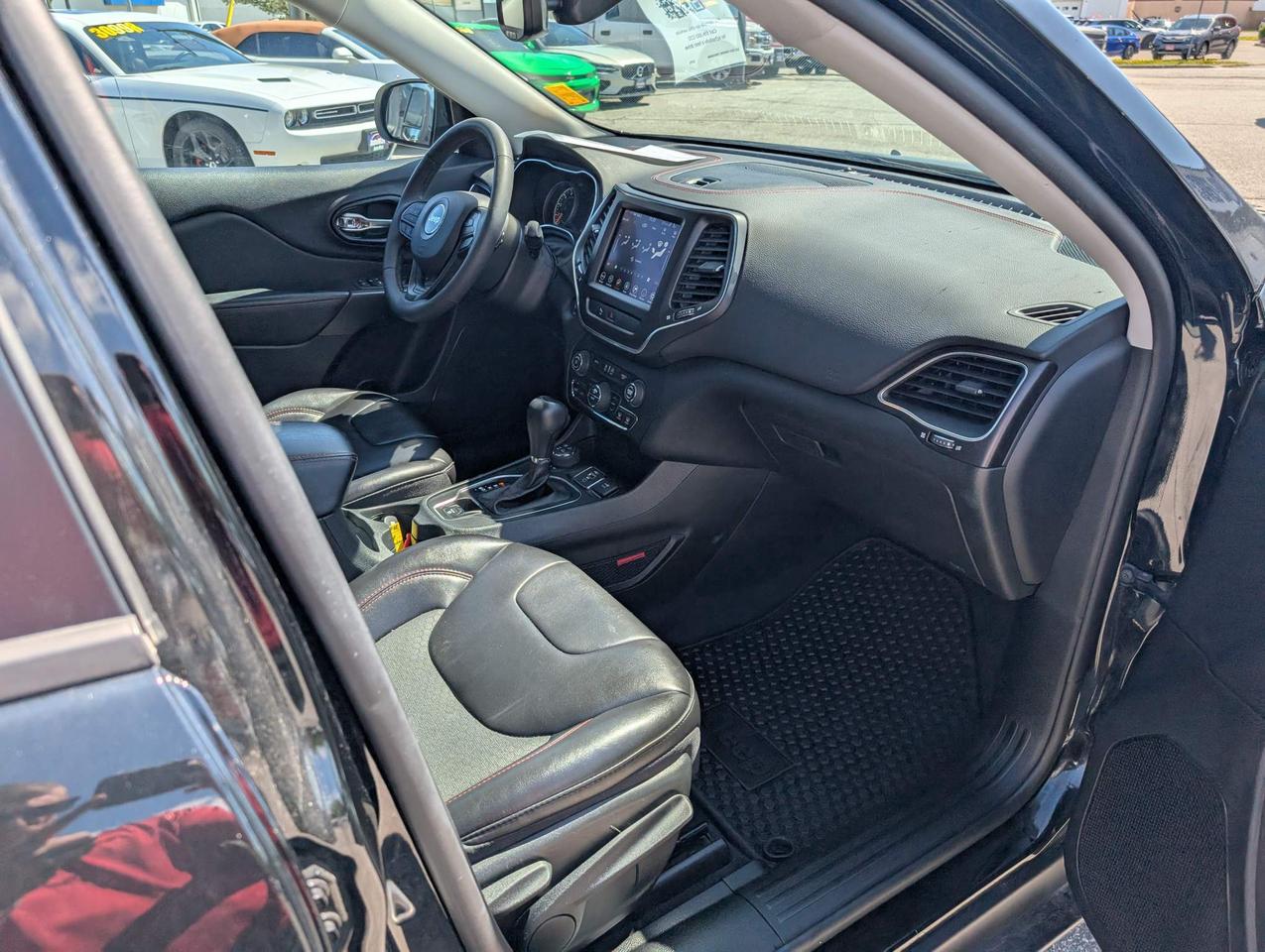 2022 Jeep Cherokee Trailhawk 4dr 4x4 Photo