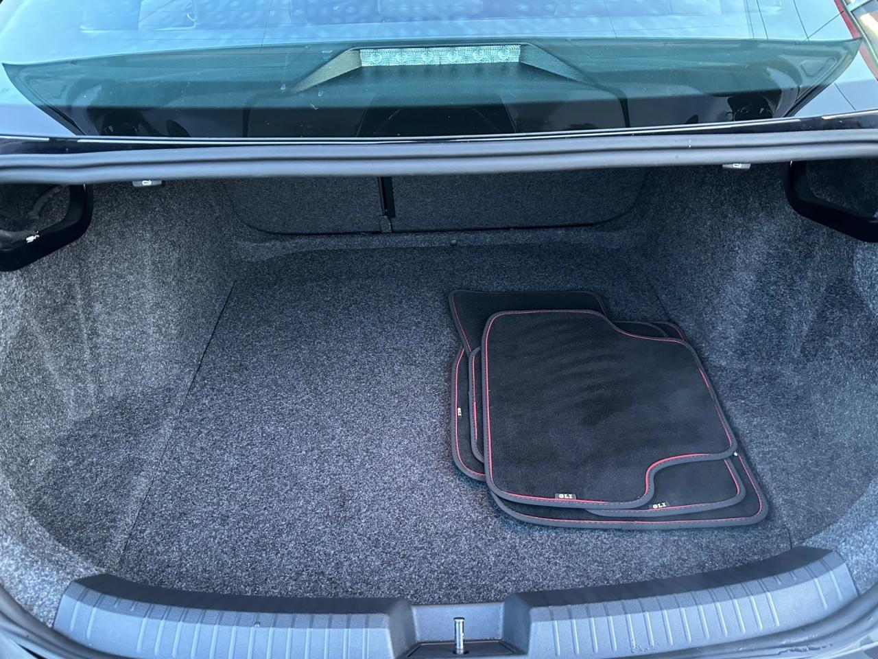 2025 Volkswagen Jetta GLI Autobahn (M6) 4dr Sedan Photo