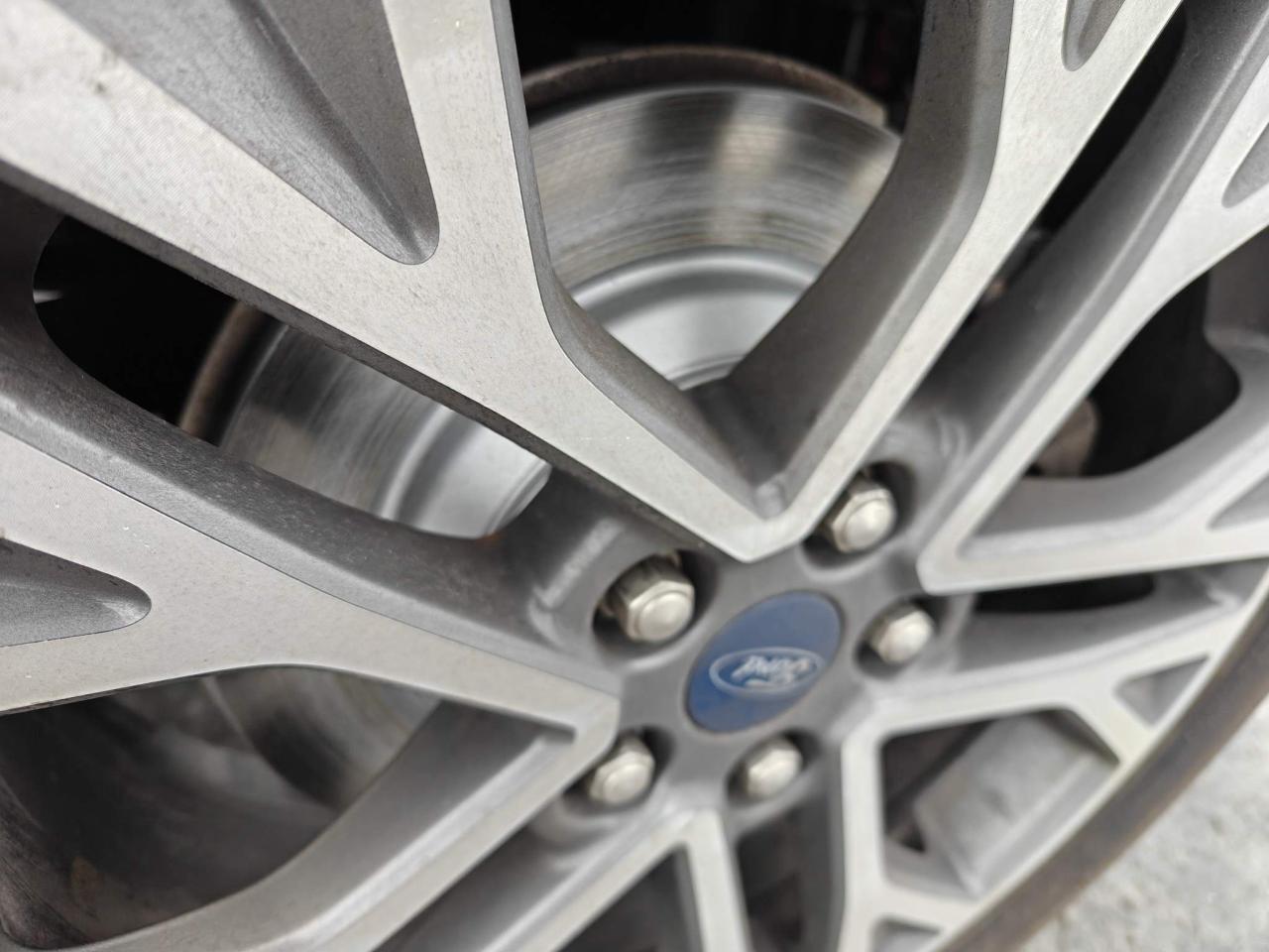 2022 Ford Escape SEL 4dr All-Wheel Drive Photo