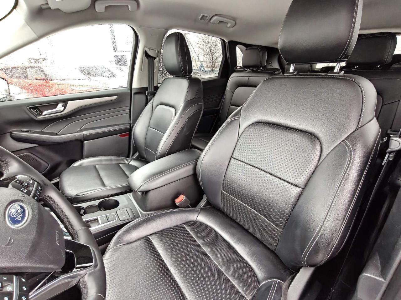 2022 Ford Escape SEL 4dr All-Wheel Drive Photo