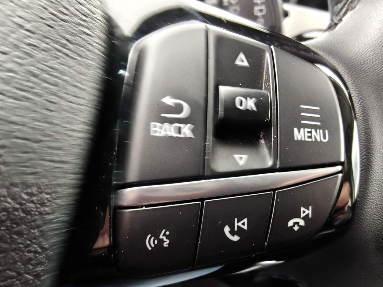 2022 Ford Escape SEL 4dr All-Wheel Drive Photo