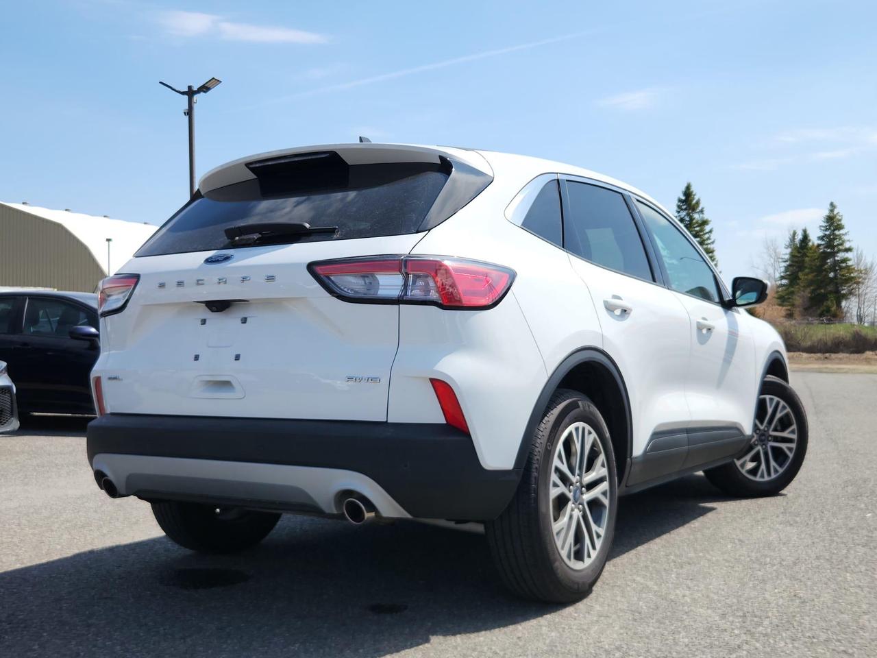 2022 Ford Escape SEL 4dr All-Wheel Drive Photo