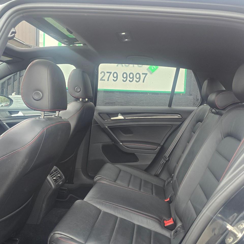 2017 Volkswagen Golf GTI 5dr HB Man Autobahn Photo