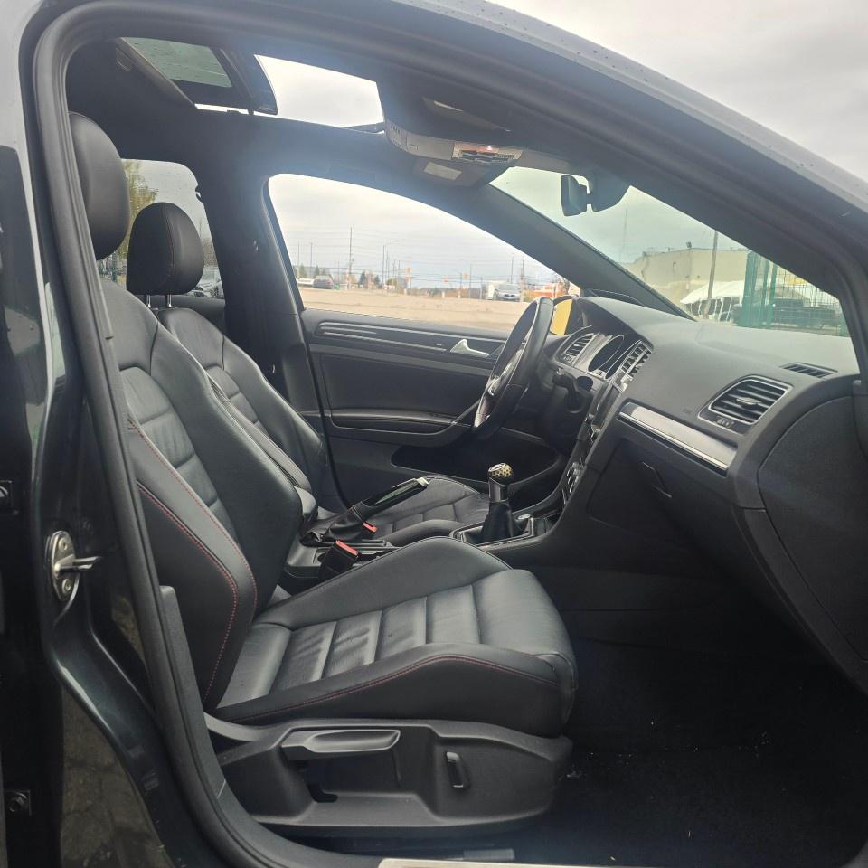 2017 Volkswagen Golf GTI 5dr HB Man Autobahn Photo