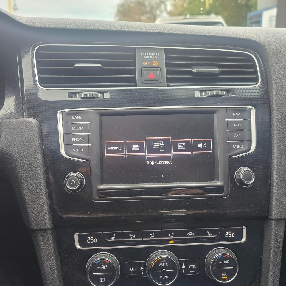 2017 Volkswagen Golf GTI 5dr HB Man Autobahn Photo