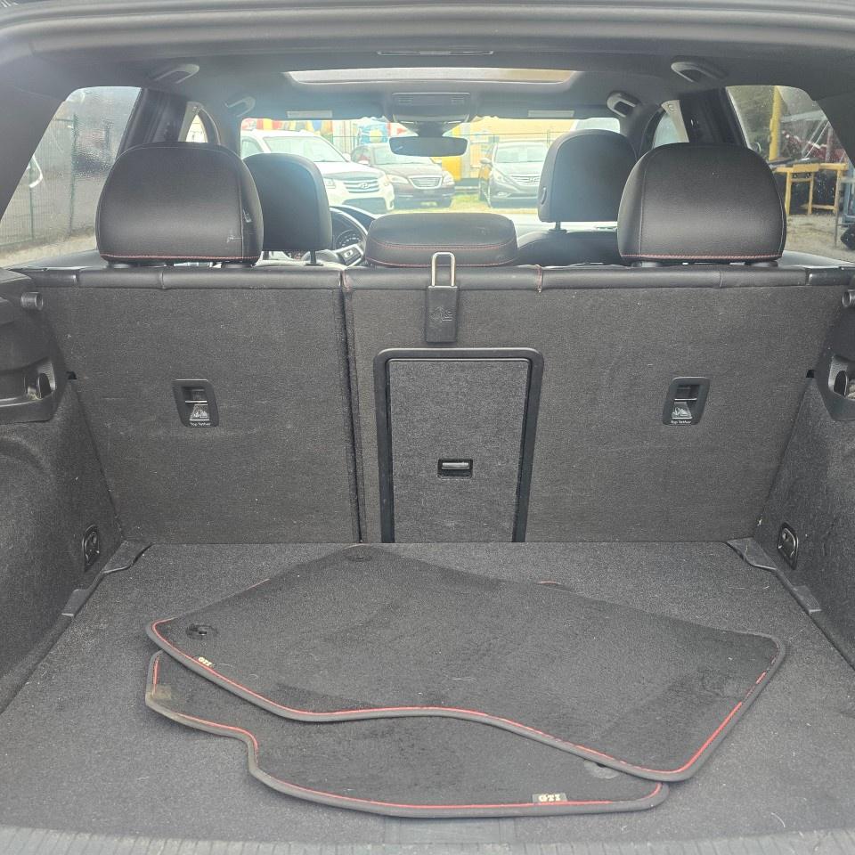 2017 Volkswagen Golf GTI 5dr HB Man Autobahn Photo